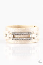 Load image into Gallery viewer, Street Glam - Gold
