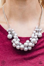 Load image into Gallery viewer, Glam Queen - Silver
